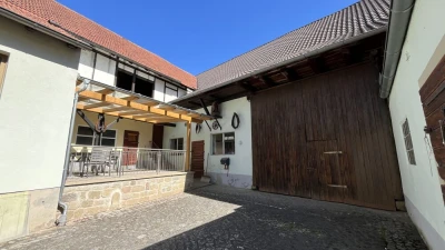 InnenhofScheuneTerrasse